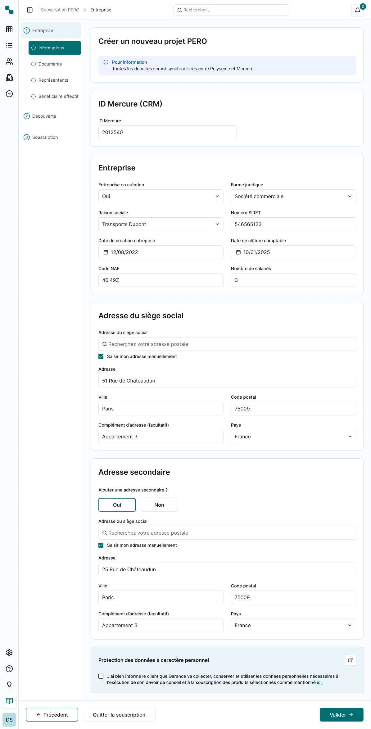 Après : le formulaire découpé en cards titrées, une seule recherche d’adresse et un choix Oui / Non