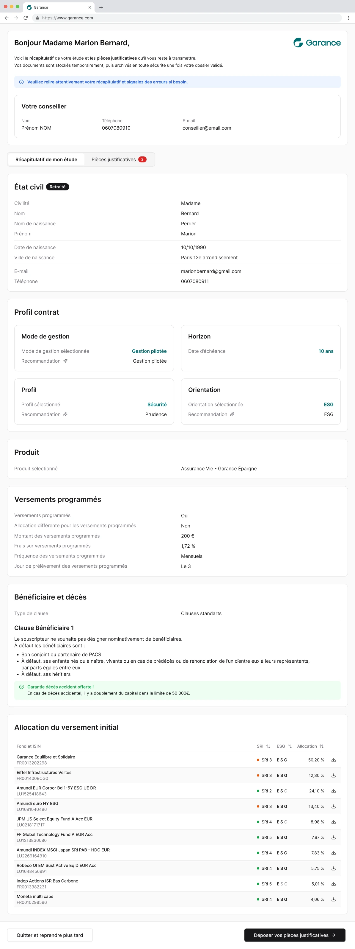 La page du récapitulatif : le conseiller, puis l’état civil, le profil contrat, le produit, les versements, les bénéficiaires et les allocations, avec en bas « Signaler une erreur » et « Déposer vos pièces justificatives »